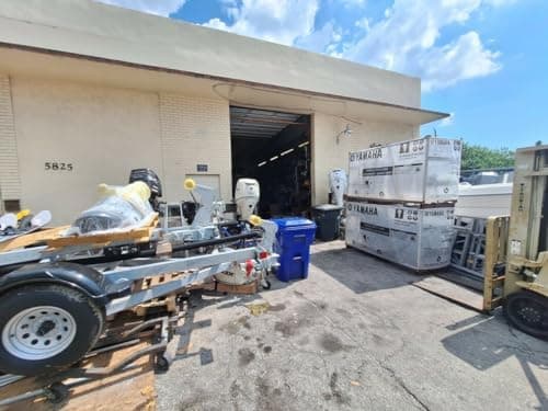 3M General Purpose Adhesive Cleaner thumbnail 2